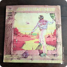 ELTON JOHN
Goodbye yellow brick road - 2 dischi
anno 1973 - Odeon
€ 40,00