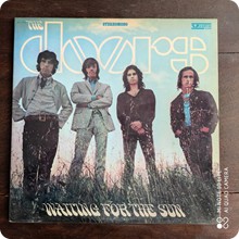 DOORS
Waiting for the sun - 1968 - Vedette records
€ 60,00